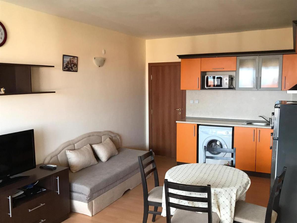 Black Sea Wellnest Apartman Aheloj Kültér fotó